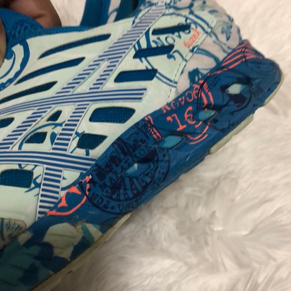 Asiscs shoes Size 8 - Picture 7 of 8